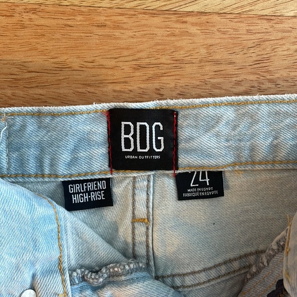 BDG Girlfriend High-Rise Light Blue Jean Shorts - Picture 3 of 3